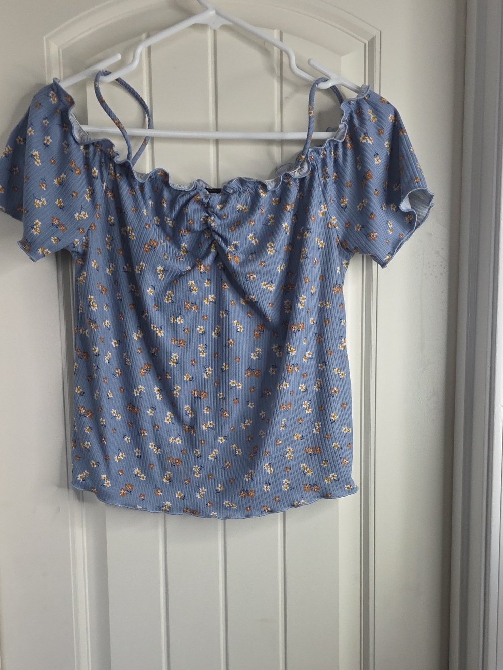 Light Blue Floral Off-Shoulder Crop Top with Ruching